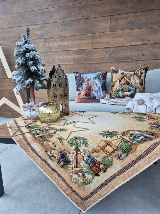Obrus z Szopką Betlejemską 100x100 cm V33