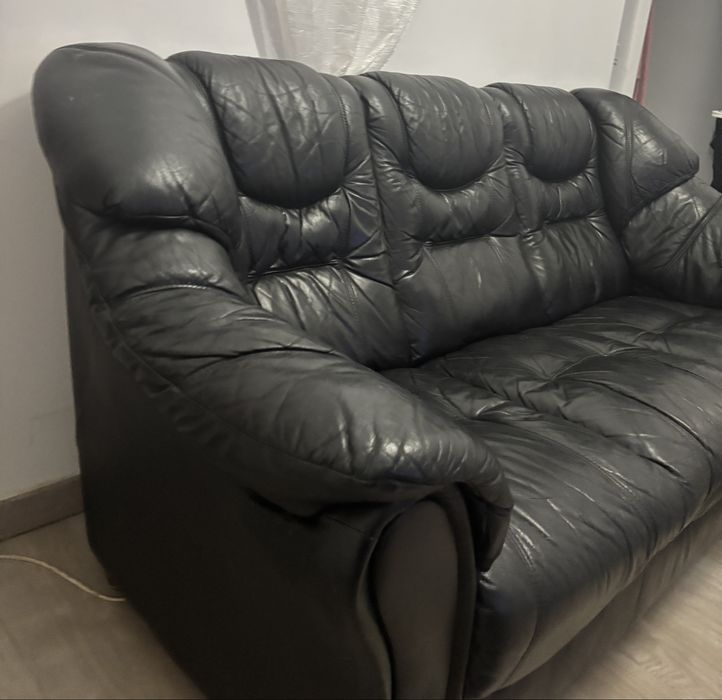 SOFA DE PELE preto 3l