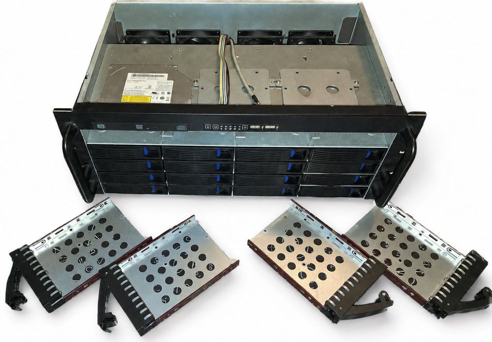 Kit Storage Rack 19" 20 Bays 16 Hot-Swap TrueNAS ZFS IT Mode