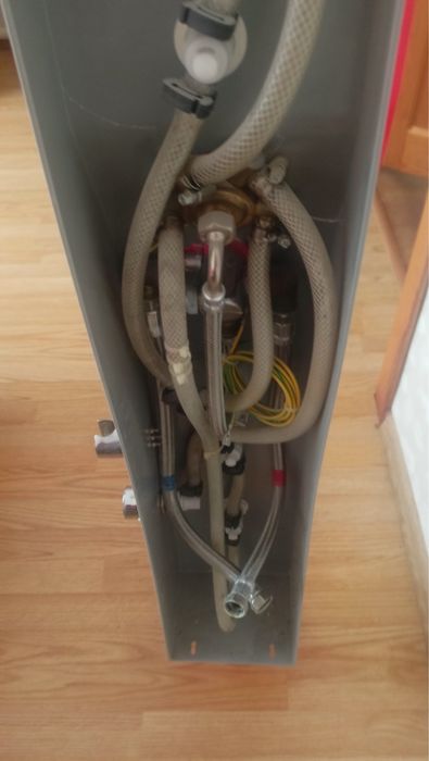 Душевая панель..