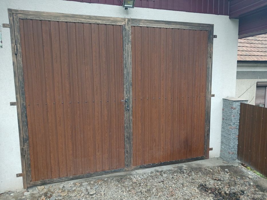 Продам гаражні ворота 260х320