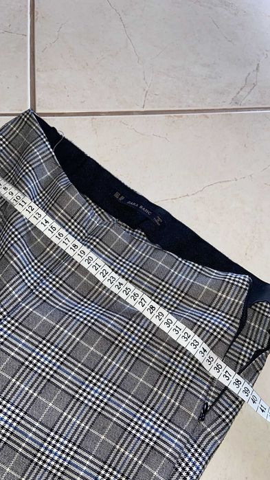Zara Basic Plaid Trousers