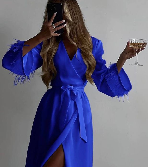 Платье цвет электрик /  шёлк с перьями