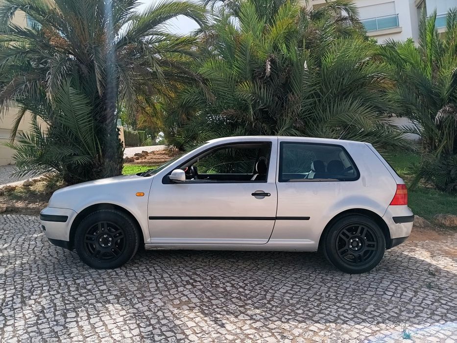 Oportunidade vw golf 1.4 gasolina em excelente estado