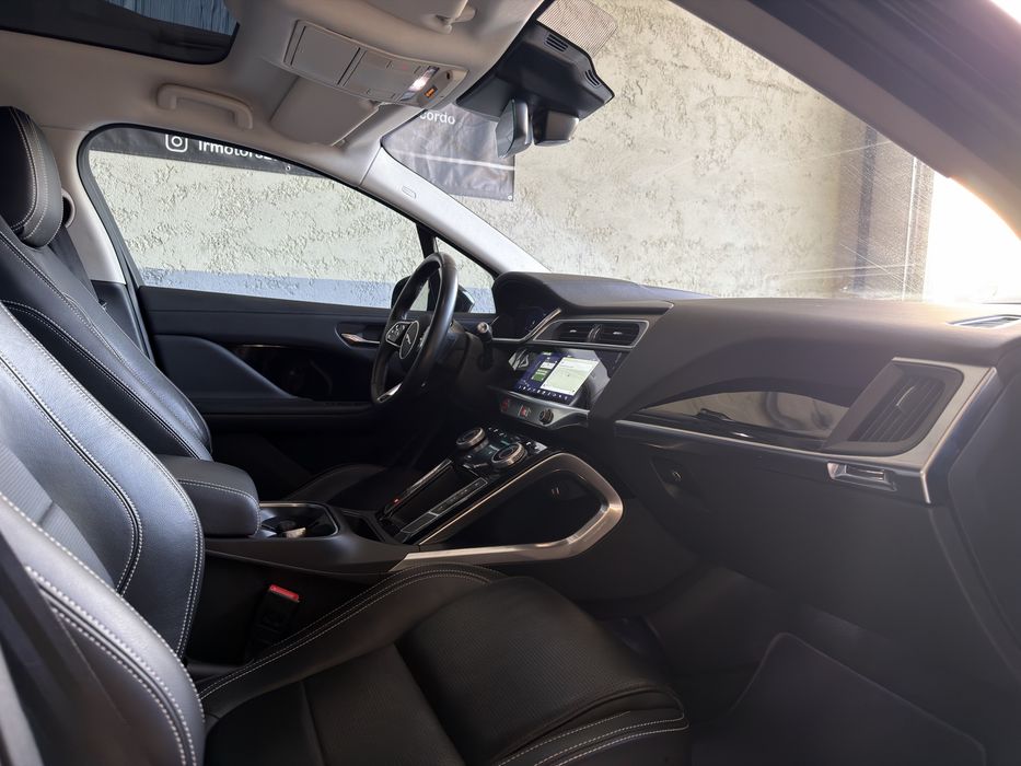 Jaguar I-Pace SE EV400 AWD - Desde 360€ Mês