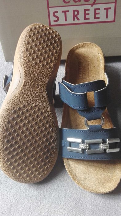 Klapki damskie skórzane Inblu r37 (24cm) Nowe