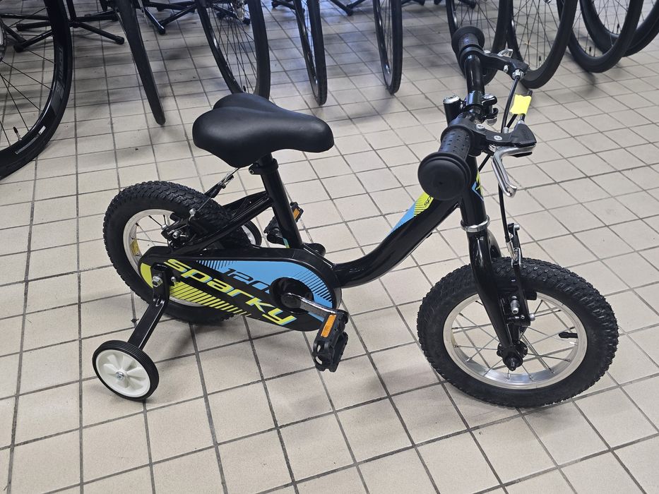 Bicicleta de crianca roda 12 nova