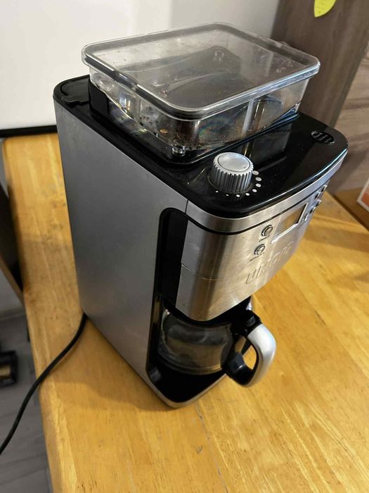 Express do kawy przelewowy z młynkiem unold 1.5 l 1050 W