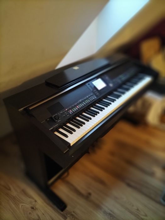 Pianino elektroniczne Yamaha Clavinova cvp503