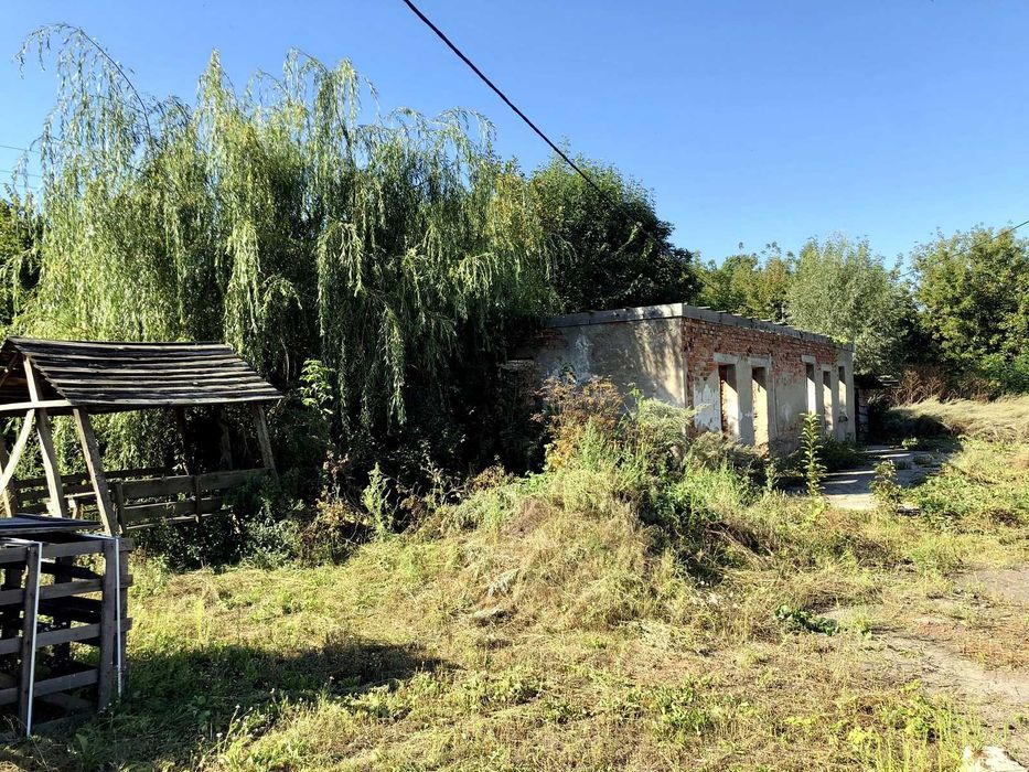 Продаж виробничо-складської бази 982 м², 1,025 га — Попільня