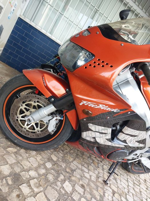 Honda  CBR 900 RR