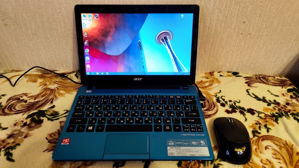 Нетбук Aser aspire one 725