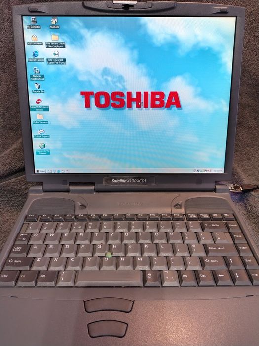 Retro laptop toshiba satellite 4100xcdt