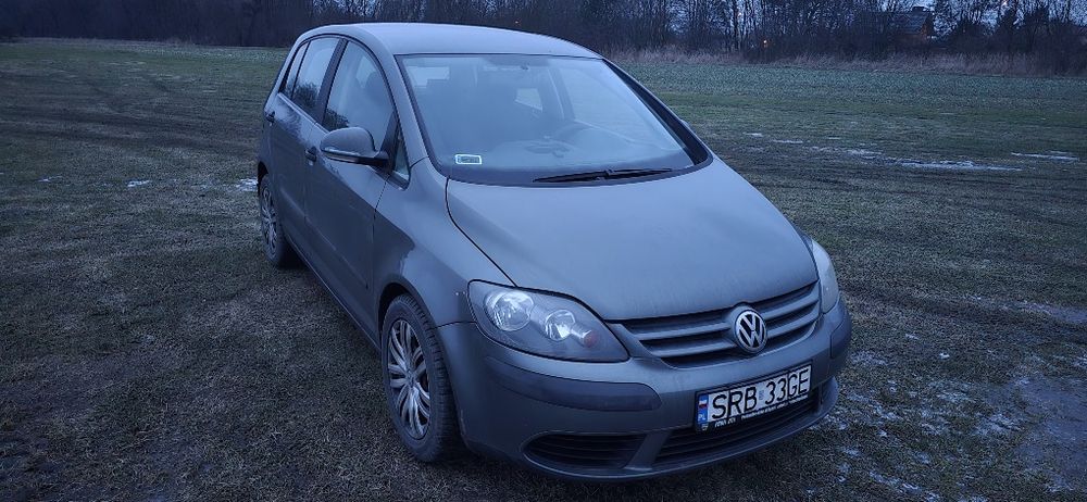 Wolkswagen golf  5 plus