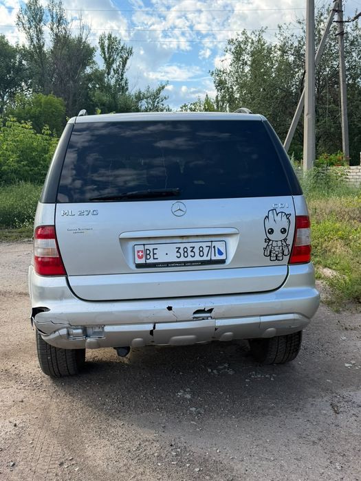 Mersedes-Benz ML 270