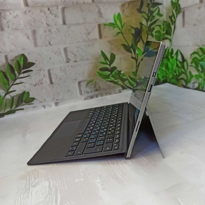 surface pro 5 8 256 - Купити електроніку - Ціни на OLX.ua