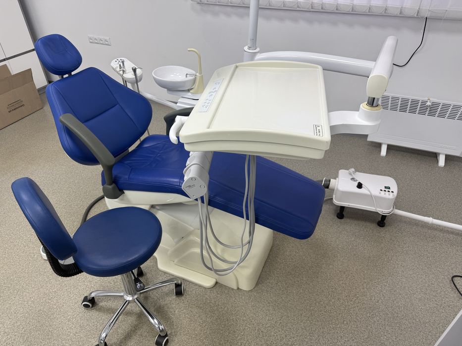 Стоматологічне крісло Granum TS8830