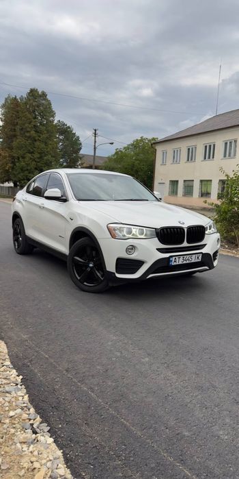 Автомобіль BMW X 4  2016рік