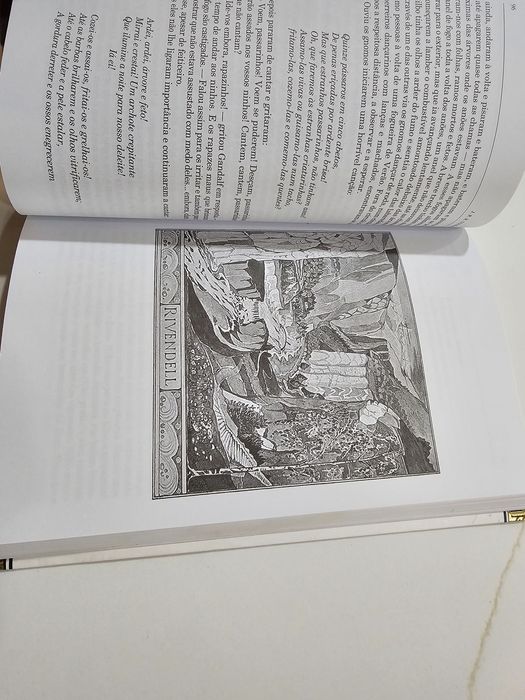 J.R.R Tolkien O Hobbit