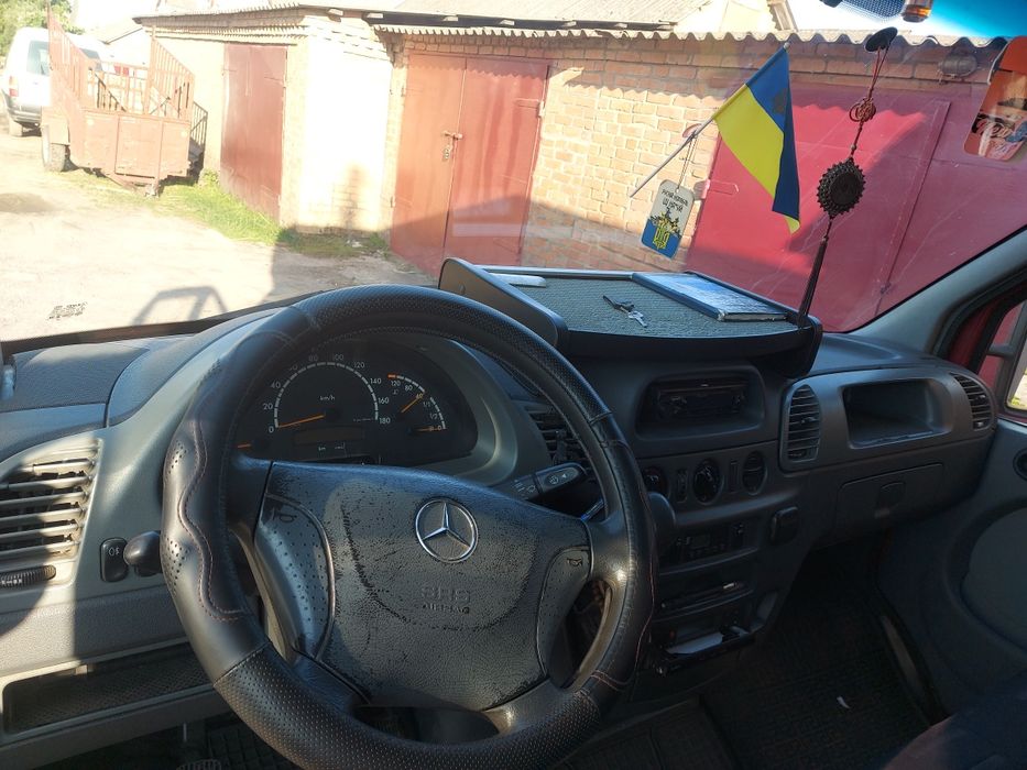 Спрінтер 416 2002 р   2.7 л
