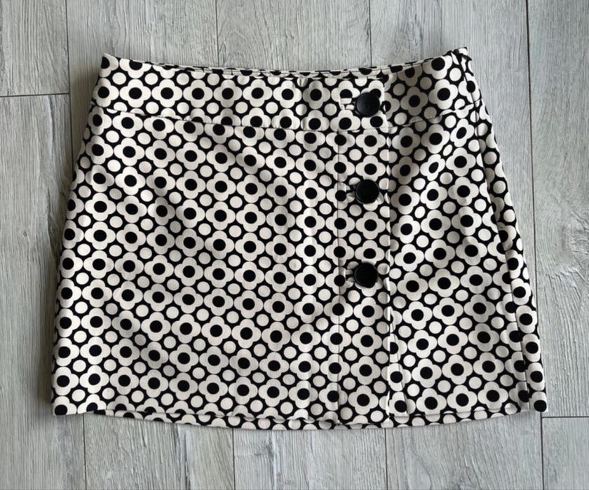 Nowa spódnica mini w kwiaty kremowo czarna Bershka M 38