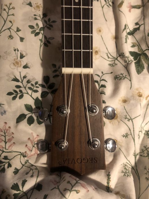 ukulele koncertowe segovia se-att-24 plus pokrowiec