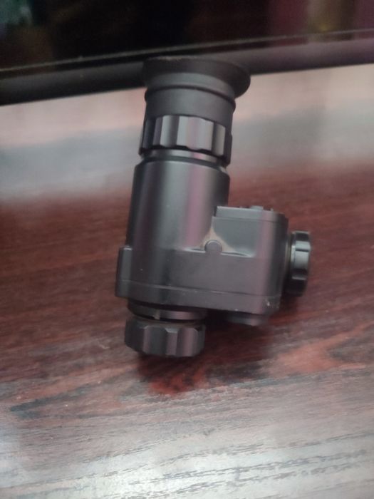 монокуляр NRP NVG 10