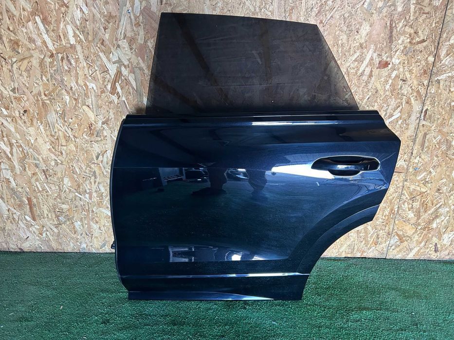 Двери передние задние правые левые Audi Q8 4M разборка