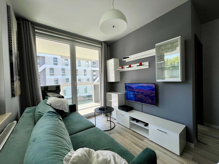 2-pokojowe mieszkanie | ul. Bajeczna | Klima, wysoki standard, smart dom | Ogromny balkon - 20m2!