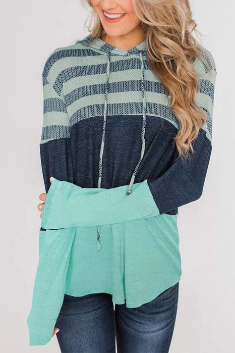 Bluza damska z kapturem r. S