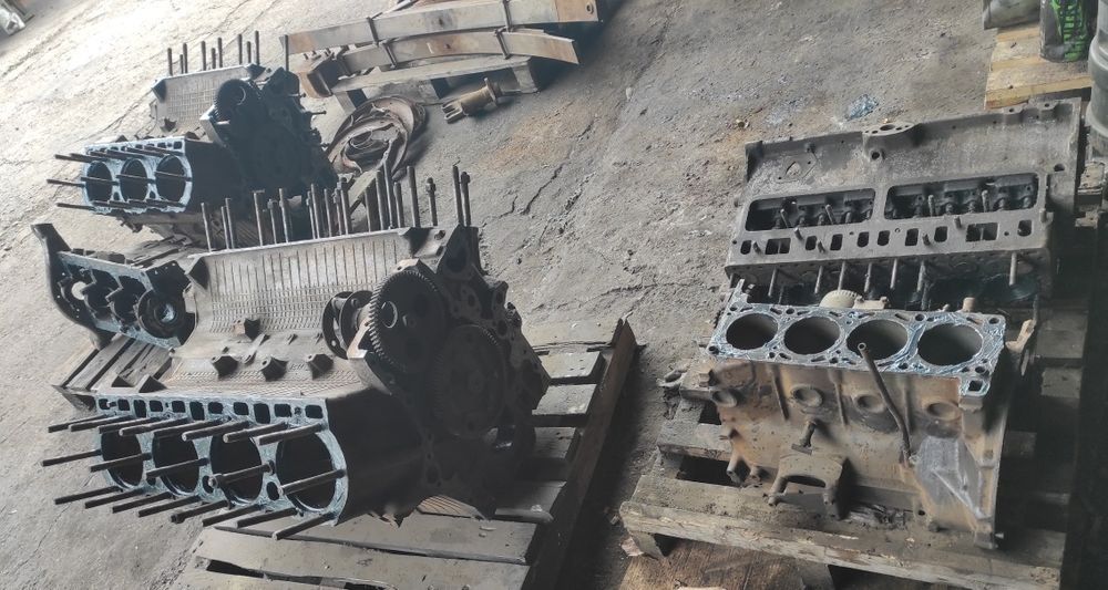 Блок двигуна Зил 130 131 Урал 375 Камаз Ямз МАЗ КрАЗ МТЗ Газ 53 52