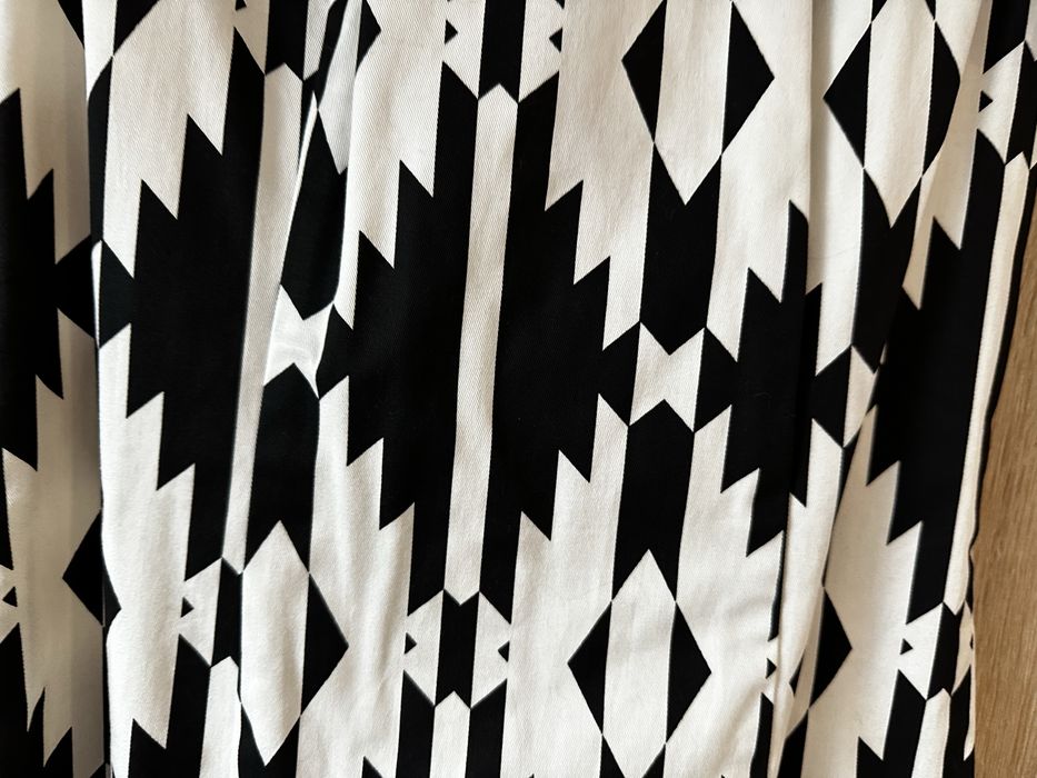 Elegancka biurowa sukienka