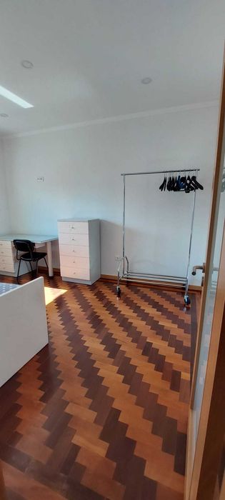 Arrenda-se - Moradia t2 Arcozelo praias