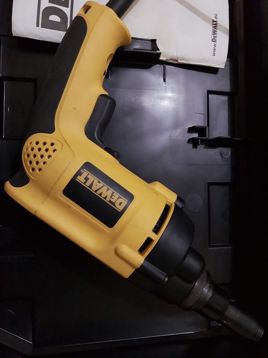 Aparafusadora c/controlo de torne dewalt