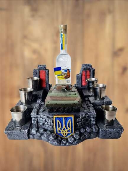 Уникальный сувенир: Мини бар на основе 