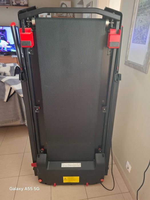 Treadmill446716510544875524