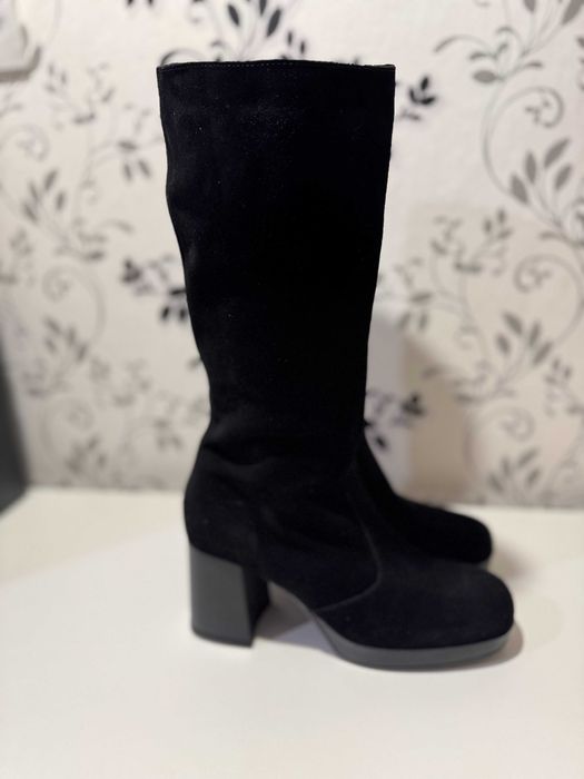 Чоботи жіночі замшеві BullBoxer, 40р