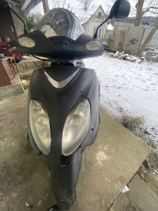 Скутер CORADO 150kb в гарному стані є нюанси по пластику