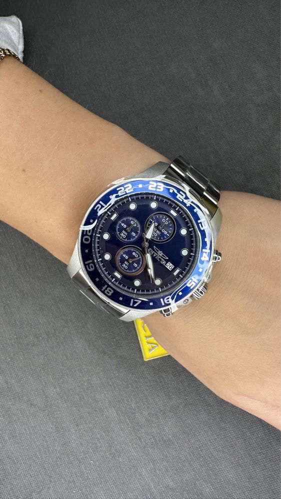 Invicta 15205 shop