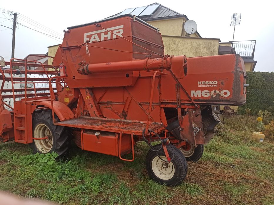 Kombajn fahr M600