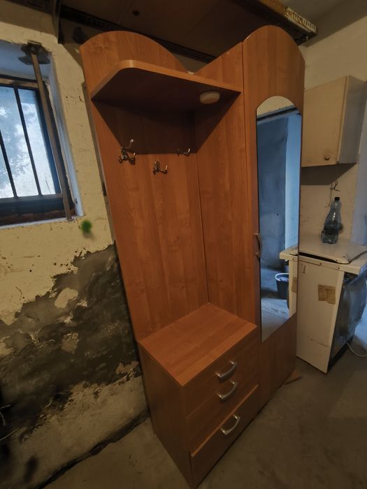 Szafa do przedpokoju