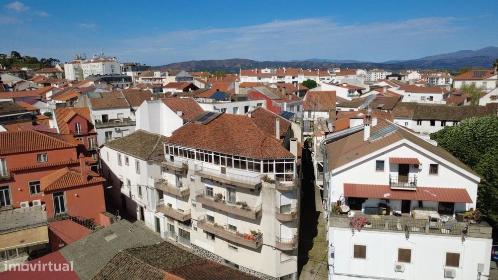 Penthouse T3 no Centro do Fundão: O dobro do potencial com vista para