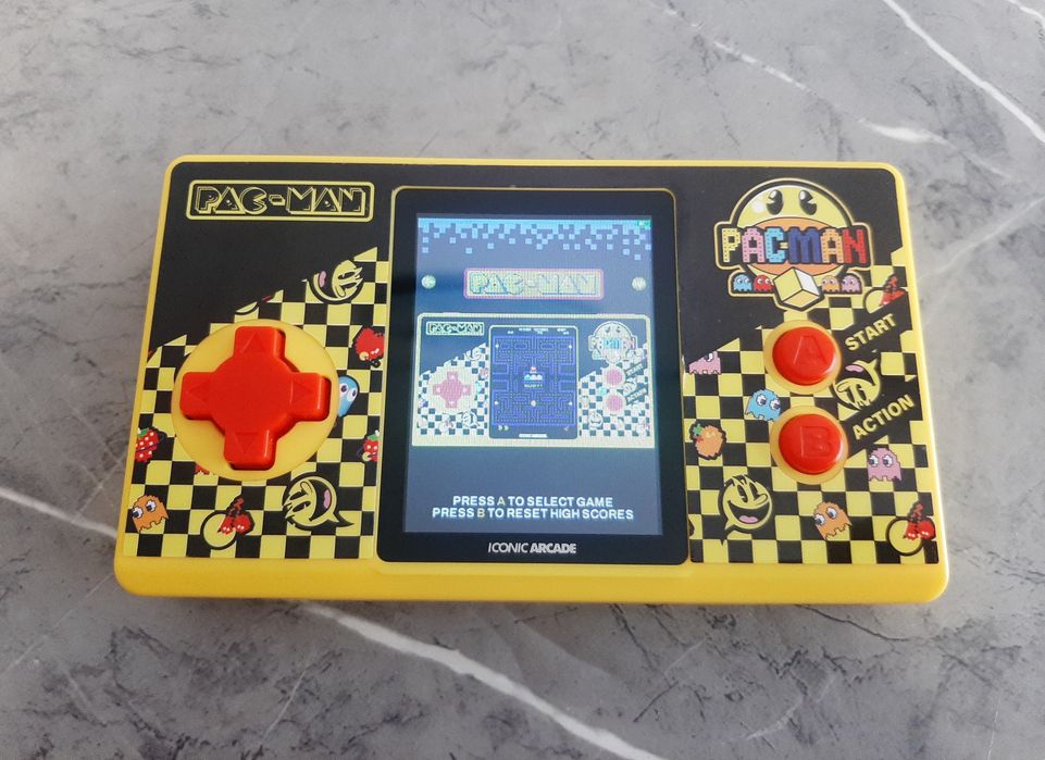 Retro game PAC MAN