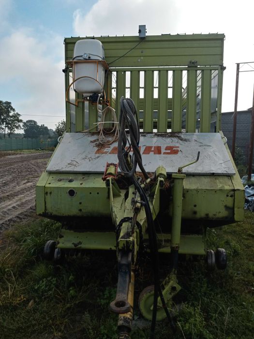 Przyczepa samozbierajaca Claas Sprint 335s