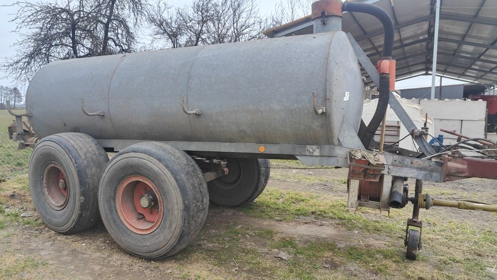Beczkowóz wóz asenizacyjnym
