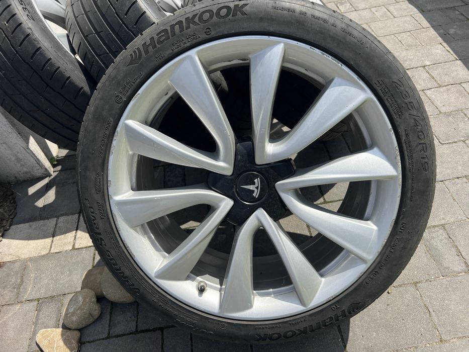 Диски Tesla M3,MY ,R19