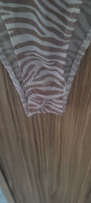 Beżowo białe body cienkie rozciągliwe Primark, roz 38-40