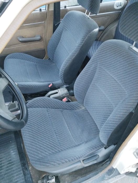 Продаю авто Mazda 323, бензин 1,3.  1985 року випуску