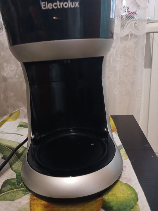 Кавоварка кофеварка Electrolux