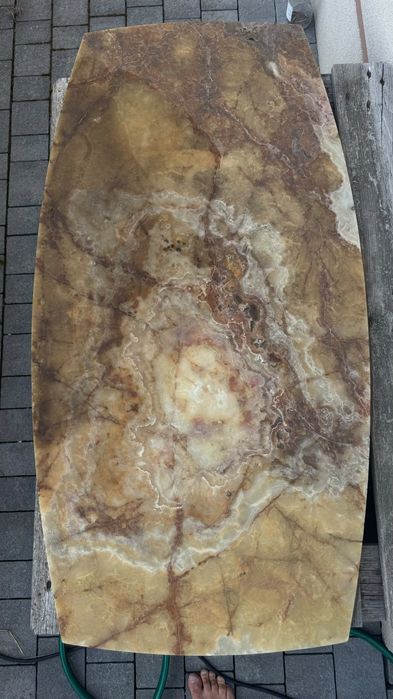 Blat z naturalnego kamienia / marmurowy – 131 × 68,5 cm